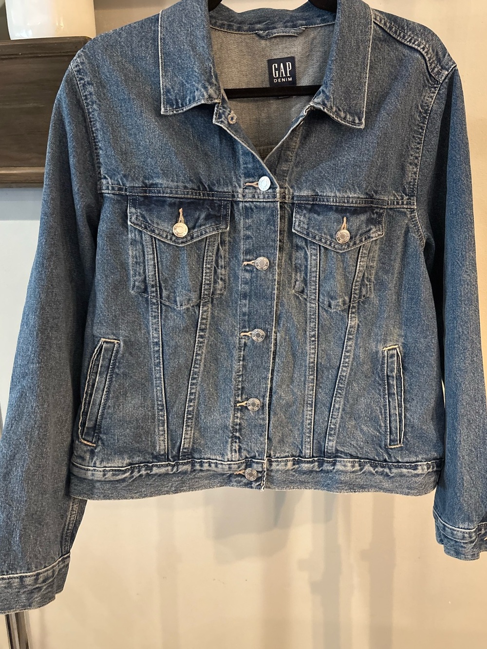 Gap Denim Jacket in Medium Blue women’s size XL - Picture 1 of 7